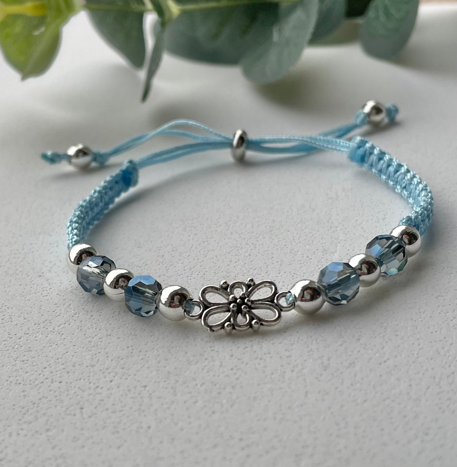 Wire macrame bracelet top